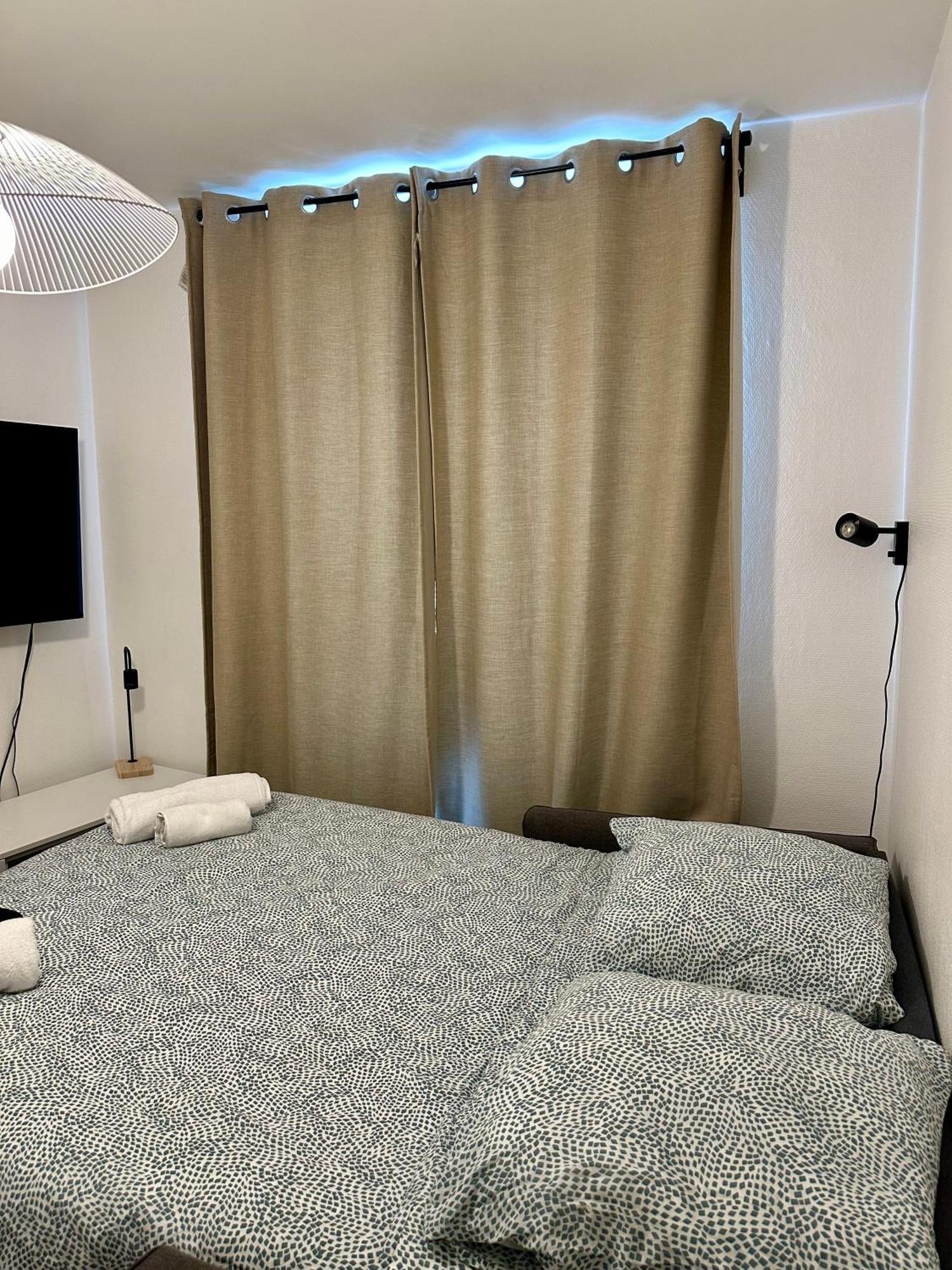 Moderne Et Lumineux Apartment Asnieres-sur-Seine Ngoại thất bức ảnh